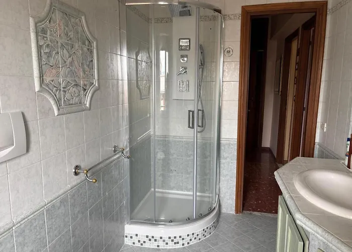 Casa Maresa Family House Metro A Apartment